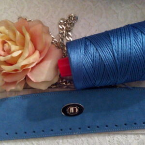 Queen Elizabeth alcantara azzurro