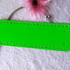 11 TRSL fondo 30 - verde fluo vernice