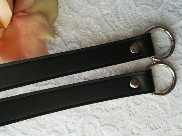 Manici ecopelle con anello nero