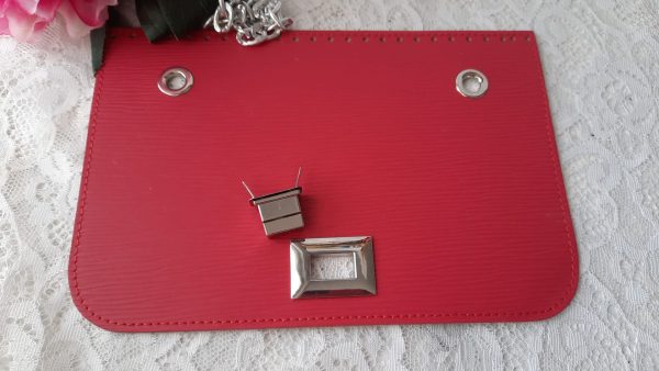 Patella pelle rosso