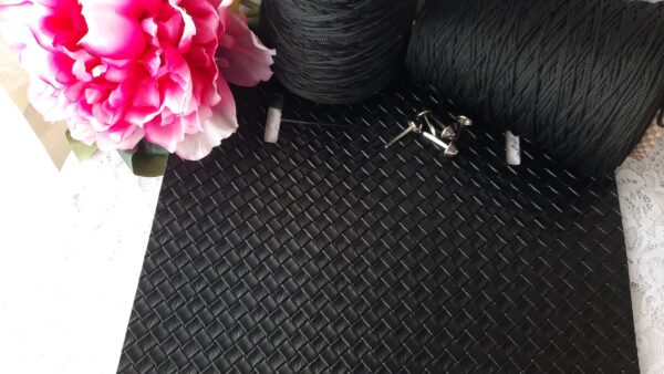 Orciani, il kit - ecopelle nero
