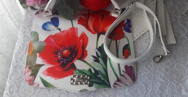 Barcellona, il kit - raso a fiori - immagine 4